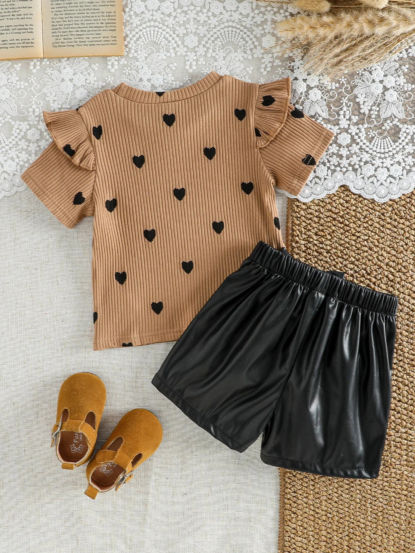 Chiikdren Summer New style Kids girl Heart print Short-sleeve bow-decorated black Pants Fashion two-piece set For 1-6Y